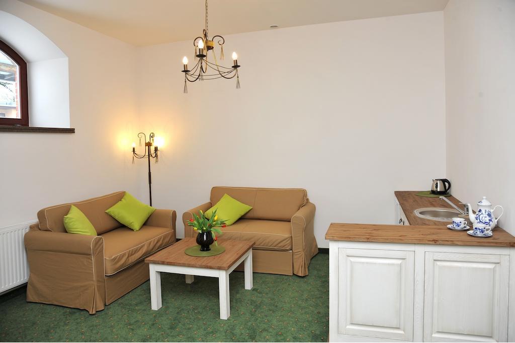 Hotel Sandro Silver & Spichlerz Antoniny Leszno  Cameră foto